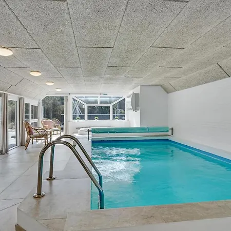 Per Knoldsvej Xii ブラーバンド